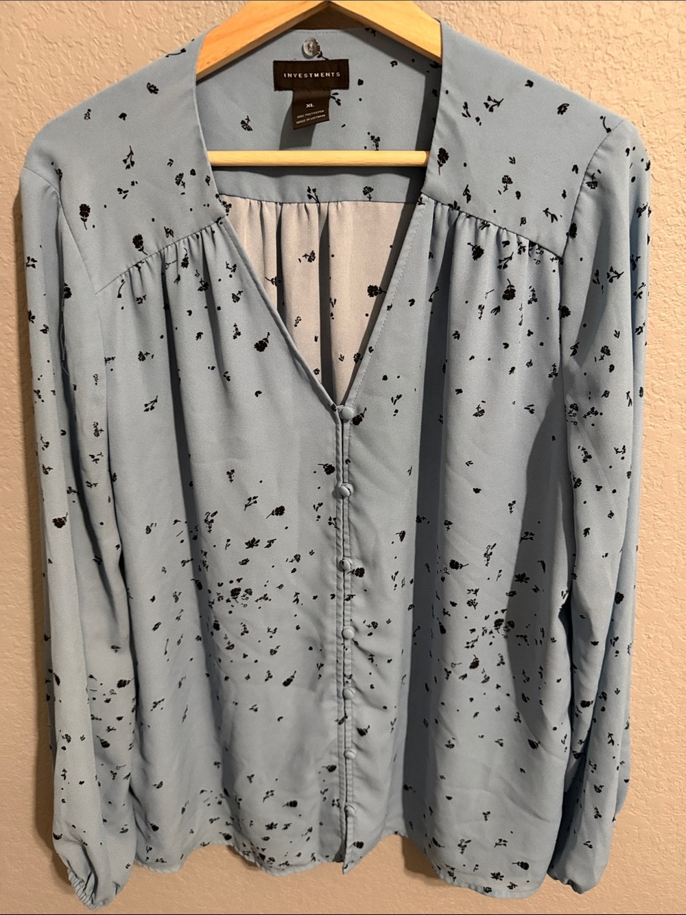 Investments Pale Blue V-Neck Button Blouse with Black Speckle